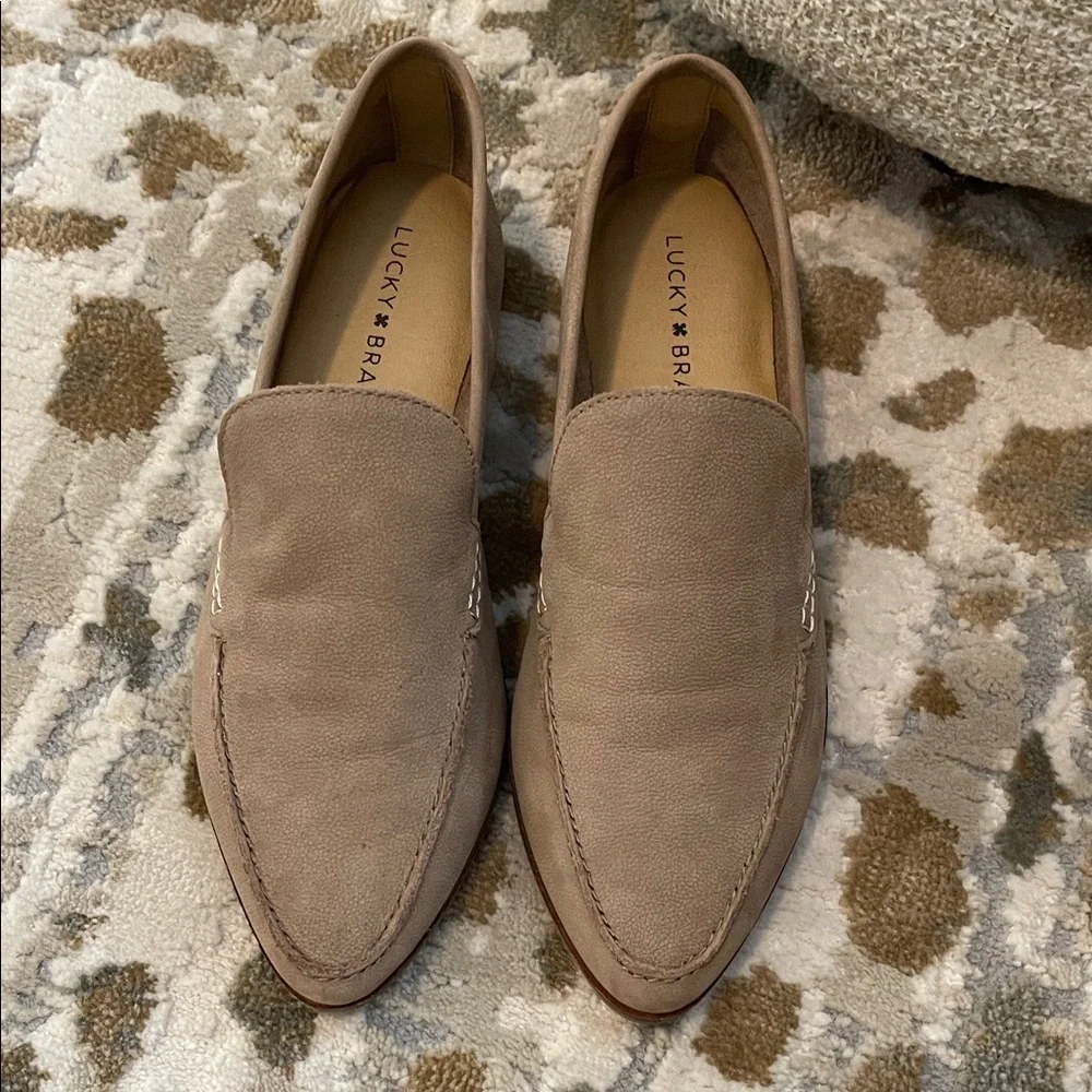 Lucky Brand Beige Leather Slip On Loafers Size 7 Flats New
